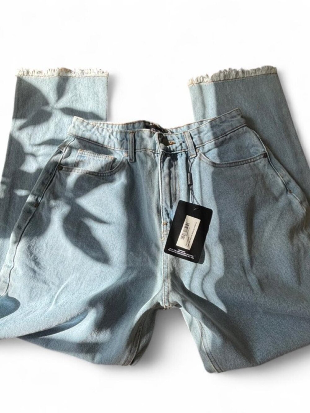 PrettyLittleThing Light Wash High Waisted Jeans Size 8 NWT